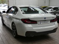 USED 2022 72 BMW 5 SERIES 2.0 520d MHT M Sport Saloon 4dr Diesel Hybrid Steptronic Euro 6 (s/s) (190 ps) SAT NAV LEATHER HEATED SEATS CRUISE CONTROL REAR VIEW CAMERA PARKING SENSORS 1 OWNER EXCELLENT SERVICE HISTORY WARRANTY