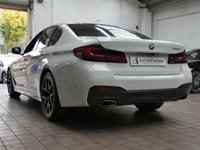 USED 2022 72 BMW 5 SERIES 2.0 520d MHT M Sport Saloon 4dr Diesel Hybrid Steptronic Euro 6 (s/s) (190 ps) SAT NAV LEATHER HEATED SEATS CRUISE CONTROL REAR VIEW CAMERA PARKING SENSORS 1 OWNER EXCELLENT SERVICE HISTORY WARRANTY