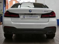 USED 2022 72 BMW 5 SERIES 2.0 520d MHT M Sport Saloon 4dr Diesel Hybrid Steptronic Euro 6 (s/s) (190 ps) SAT NAV LEATHER HEATED SEATS CRUISE CONTROL REAR VIEW CAMERA PARKING SENSORS 1 OWNER EXCELLENT SERVICE HISTORY WARRANTY