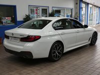 USED 2022 72 BMW 5 SERIES 2.0 520d MHT M Sport Saloon 4dr Diesel Hybrid Steptronic Euro 6 (s/s) (190 ps) SAT NAV LEATHER HEATED SEATS CRUISE CONTROL REAR VIEW CAMERA PARKING SENSORS 1 OWNER EXCELLENT SERVICE HISTORY WARRANTY