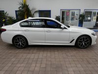 USED 2022 72 BMW 5 SERIES 2.0 520d MHT M Sport Saloon 4dr Diesel Hybrid Steptronic Euro 6 (s/s) (190 ps) SAT NAV LEATHER HEATED SEATS CRUISE CONTROL REAR VIEW CAMERA PARKING SENSORS 1 OWNER EXCELLENT SERVICE HISTORY WARRANTY