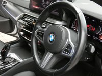 USED 2022 72 BMW 5 SERIES 2.0 520d MHT M Sport Saloon 4dr Diesel Hybrid Steptronic Euro 6 (s/s) (190 ps) SAT NAV LEATHER HEATED SEATS CRUISE CONTROL REAR VIEW CAMERA PARKING SENSORS 1 OWNER EXCELLENT SERVICE HISTORY WARRANTY