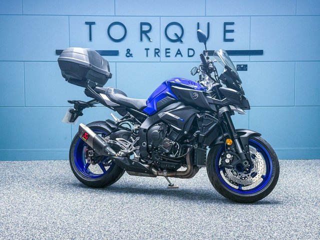 2017 17 Yamaha MT-10 Touring 1000 Hyper-naked Petrol Manual