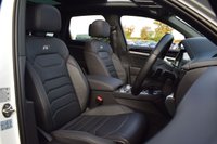 USED 2021 21 VOLKSWAGEN TOUAREG 3.0 TDI V6 Black Edition SUV 5dr Diesel Tiptronic 4Motion Euro 6 (s/s) (286 ps) PANORAMIC ROOF / AIR SUS / FSH