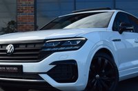 USED 2021 21 VOLKSWAGEN TOUAREG 3.0 TDI V6 Black Edition SUV 5dr Diesel Tiptronic 4Motion Euro 6 (s/s) (286 ps) PANORAMIC ROOF / AIR SUS / FSH
