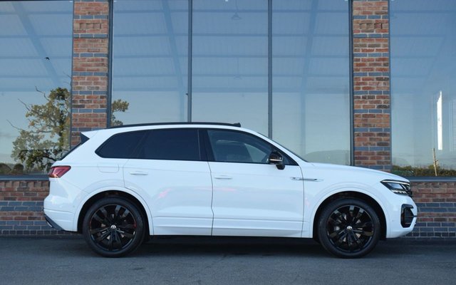 2021 Volkswagen Touareg 3L Black Edition 5dr - Photo 6