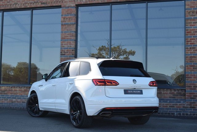 2021 Volkswagen Touareg 3L Black Edition 5dr - Photo 8