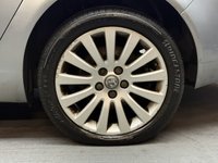 USED 2011 11 VAUXHALL INSIGNIA 2.0 CDTi Elite Nav Hatchback 5dr Diesel Auto Euro 5 (160 ps) 