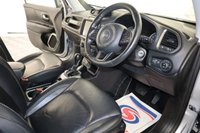 USED 2019 19 JEEP RENEGADE 1.3 GSE T4 Limited SUV 5dr Petrol DDCT Euro 6 (s/s) (150 ps) 