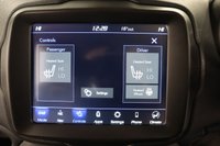 USED 2019 19 JEEP RENEGADE 1.3 GSE T4 Limited SUV 5dr Petrol DDCT Euro 6 (s/s) (150 ps) 