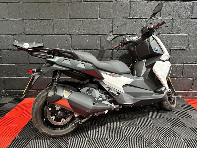 View our BMW C 400 X