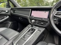 USED 2018 68 PORSCHE MACAN 2.0T SUV 5dr Petrol PDK 4WD Euro 6 (s/s) (245 ps) 8.9% APR FINANCE RATES