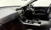 USED 2017 67 JAGUAR XE 2.0d R-Sport Saloon 4dr Diesel Auto AWD Euro 6 (s/s) (240 ps) 