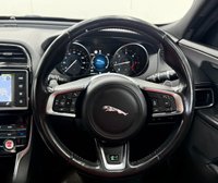 USED 2017 67 JAGUAR XE 2.0d R-Sport Saloon 4dr Diesel Auto AWD Euro 6 (s/s) (240 ps) 