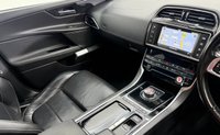 USED 2017 67 JAGUAR XE 2.0d R-Sport Saloon 4dr Diesel Auto AWD Euro 6 (s/s) (240 ps) 