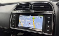 USED 2017 67 JAGUAR XE 2.0d R-Sport Saloon 4dr Diesel Auto AWD Euro 6 (s/s) (240 ps) 
