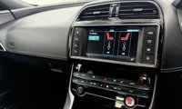 USED 2017 67 JAGUAR XE 2.0d R-Sport Saloon 4dr Diesel Auto AWD Euro 6 (s/s) (240 ps) 