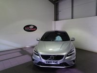 USED 2018 18 VOLVO V40 2.0 T3 GPF R-Design Pro Hatchback 5dr Petrol Manual Euro 6 (s/s) (152 ps) SAT NAV LEATHER CRUISE PAN ROOF CAMERA 11 SERVICE STAMPS