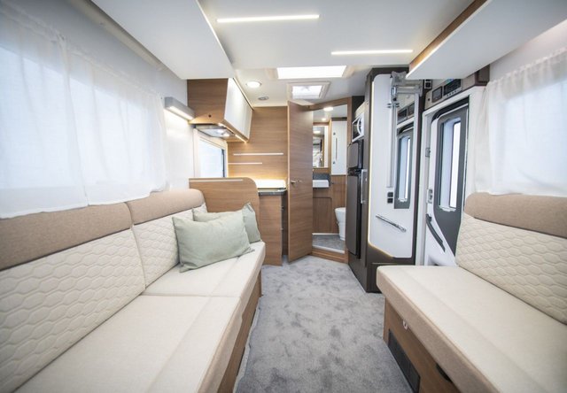 View our Benimar Tessoro T487 FRONT LOUNGE