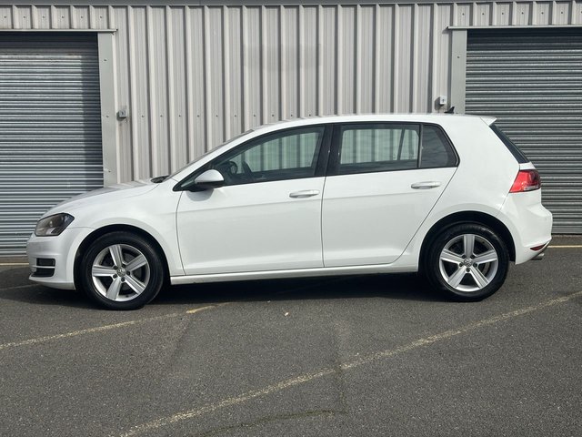 2016 VOLKSWAGEN GOLF - Photo 2