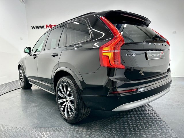 2022 VOLVO XC90 2022 2.0 B5 MHEV Inscription SUV 5dr Diesel Hybrid Auto 4WD Euro 6 (s/s) (235 ps)
            VAT Q - ELECTRIC TOWBAR- HEATED STEERING WHEEL
            
          VAT Q - ELECTRIC TOWBAR- HEATED STEERING WHEEL - Photo 3