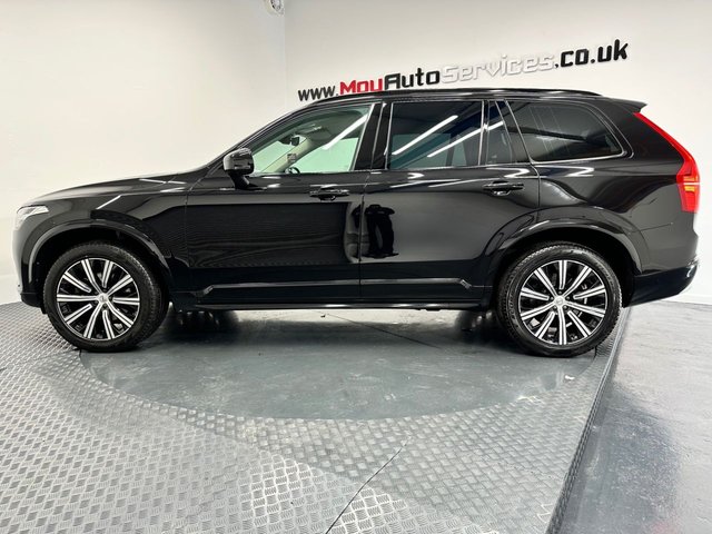 2022 VOLVO XC90 2022 2.0 B5 MHEV Inscription SUV 5dr Diesel Hybrid Auto 4WD Euro 6 (s/s) (235 ps)
            VAT Q - ELECTRIC TOWBAR- HEATED STEERING WHEEL
            
          VAT Q - ELECTRIC TOWBAR- HEATED STEERING WHEEL - Photo 4