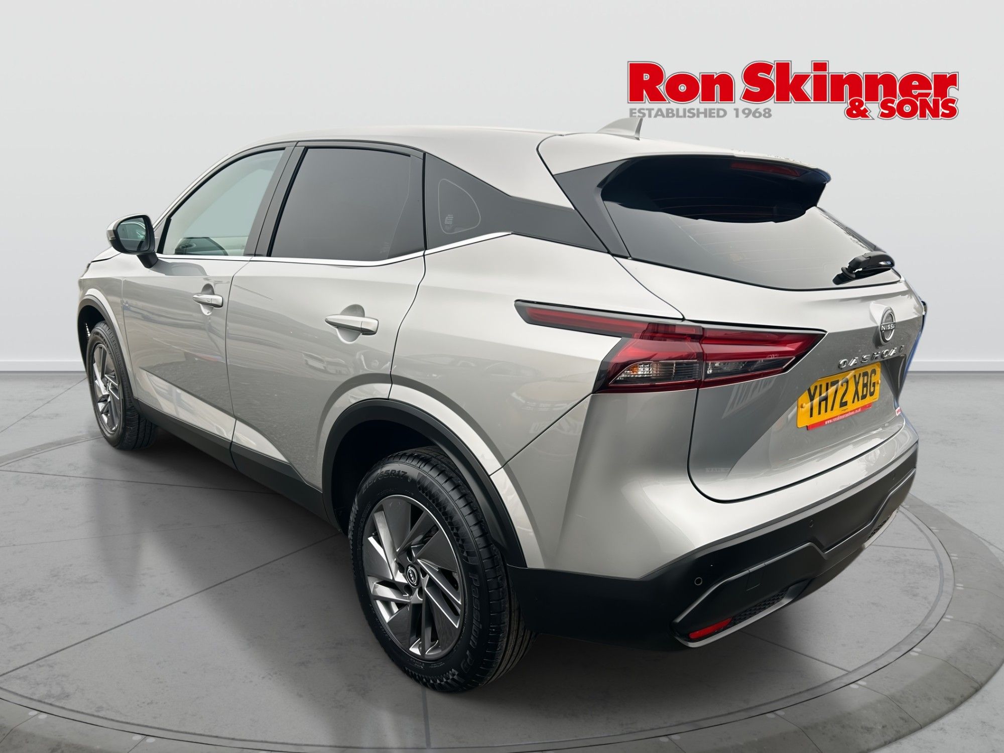 USED 2022 72 NISSAN QASHQAI 1.3 DIG-T MHEV Acenta Premium SUV 5dr Petrol Hybrid XTRON Euro 6 (s/s) (158 ps) 