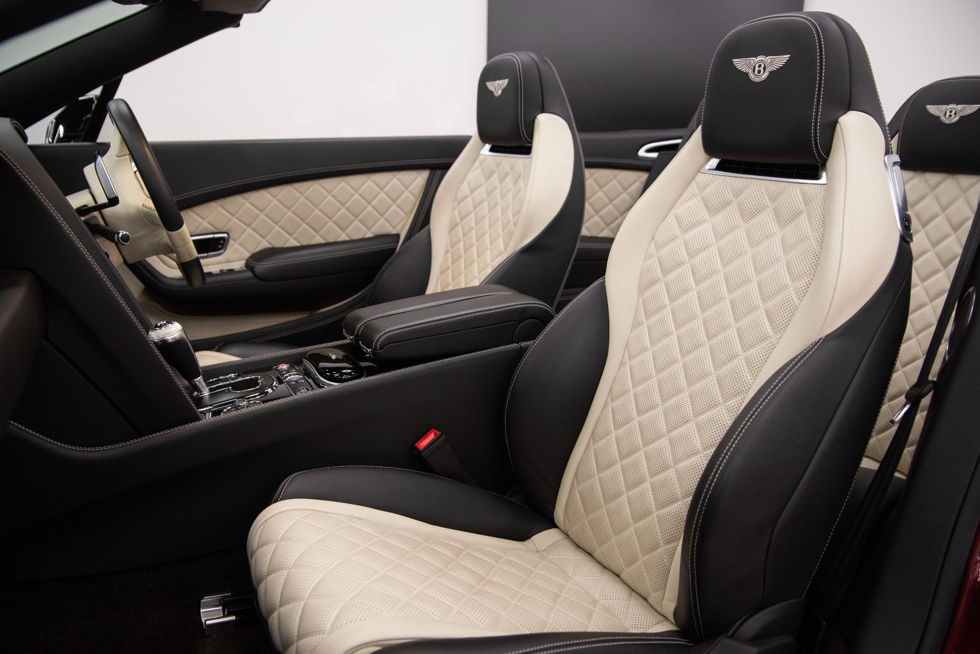USED 2016 16 BENTLEY CONTINENTAL 4.0 V8 GTC S Convertible  
