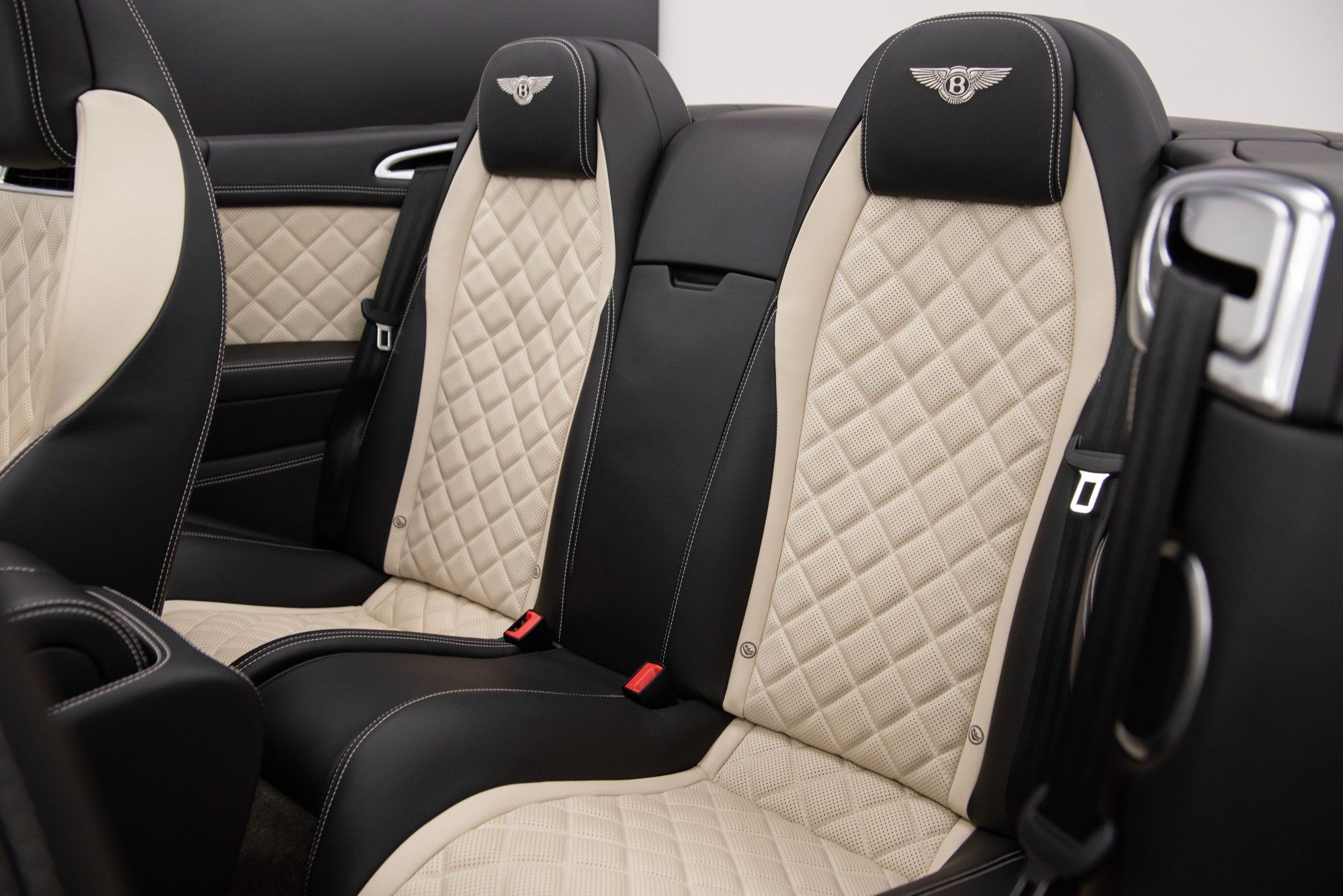USED 2016 16 BENTLEY CONTINENTAL 4.0 V8 GTC S Convertible  