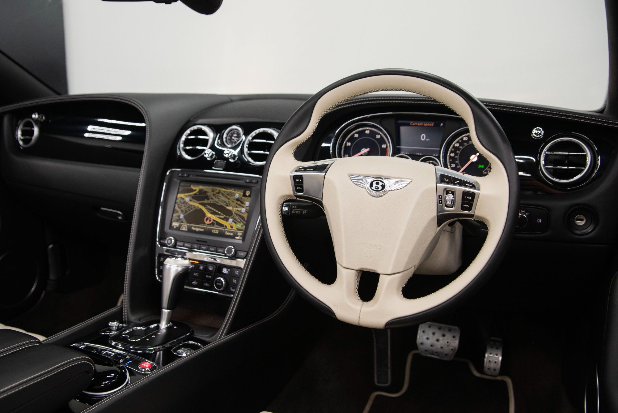 USED 2016 16 BENTLEY CONTINENTAL 4.0 V8 GTC S Convertible  