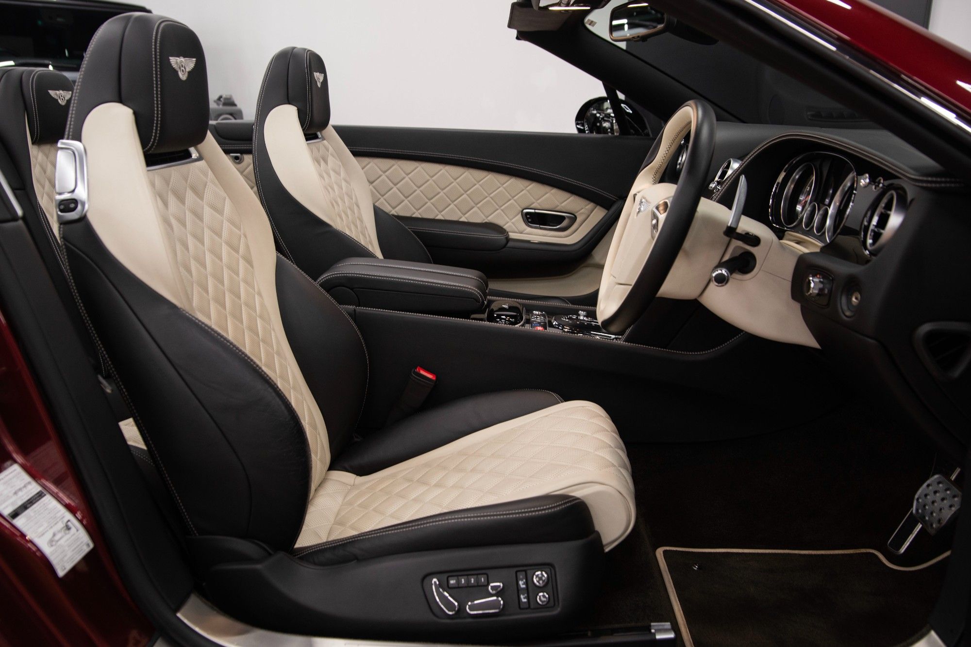 USED 2016 16 BENTLEY CONTINENTAL 4.0 V8 GTC S Convertible  