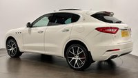 USED 2017 17 MASERATI LEVANTE 3.0D V6 SUV 5dr Diesel ZF 4WD Euro 6 (s/s) (275 ps) 