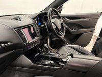 USED 2017 17 MASERATI LEVANTE 3.0D V6 SUV 5dr Diesel ZF 4WD Euro 6 (s/s) (275 ps) 