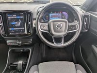 USED 2022 22 VOLVO XC40 2.0 B3 MHEV Plus SUV 5dr Petrol Hybrid DCT Auto Euro 6 (s/s) (163 ps) MILD HYBRID AUTOMATIC