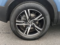USED 2022 22 VOLVO XC40 2.0 B3 MHEV Plus SUV 5dr Petrol Hybrid DCT Auto Euro 6 (s/s) (163 ps) MILD HYBRID AUTOMATIC