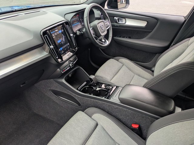 2022 Volvo Xc40 2L Plus 5dr - Photo 8