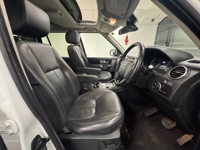 2014 Land Rover DISCOVERY 4 - Photo 3