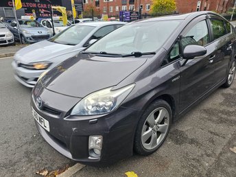 2020 TOYOTA PRIUS
