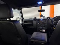 USED 2009 09 LAND ROVER DEFENDER 2.4 TDCi County Hard Top SUV 3dr Diesel Manual 4WD SWB Euro 4 (122 bhp) Huge Specification