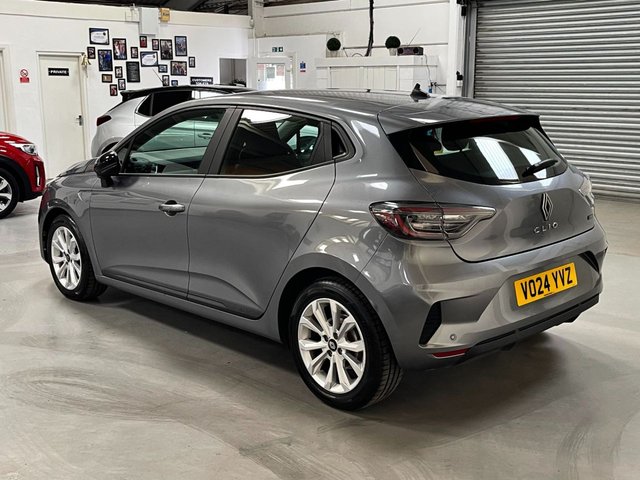 View our RENAULT CLIO