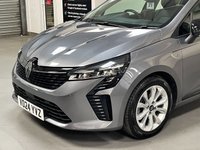 USED 2024 24 RENAULT CLIO 1.6 E-TECH evolution Hatchback 5dr Petrol Hybrid Auto Euro 6 (s/s) (145 ps) SAT NAV+CAR PLAY+ REAR SENSORS