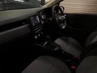 USED 2024 24 RENAULT CLIO 1.6 E-TECH evolution Hatchback 5dr Petrol Hybrid Auto Euro 6 (s/s) (145 ps) SAT NAV+CAR PLAY+ REAR SENSORS