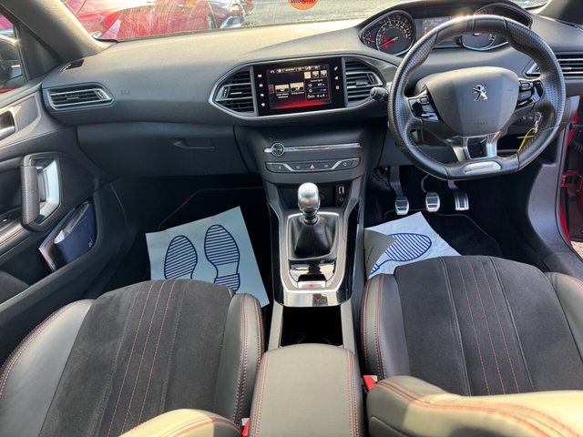 2015 PEUGEOT 308 SW - Photo 12