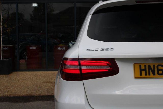 2018 Mercedes-Benz GLC - Photo 8