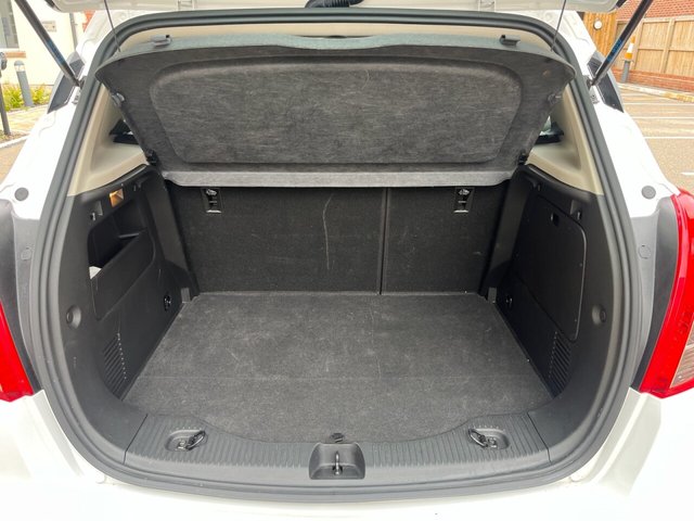 2017 Vauxhall Mokka X 1.4L Design Nav 5dr - Photo 11