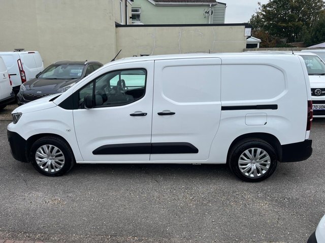 2021 PEUGEOT PARTNER - Photo 5