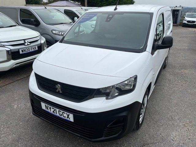 2021 PEUGEOT PARTNER - Photo 3