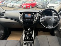 USED 2017 10 MITSUBISHI L200 2.4 DI-D DC Titan Pickup Double Cab 4dr Diesel Manual 4WD Euro 6 (178 ps) 