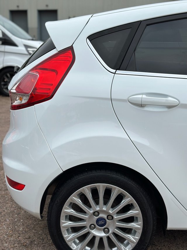 View our FORD FIESTA