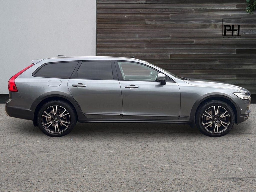 USED 2020 M VOLVO V90 Cross Country 2.0 T5 Plus Estate 5dr Petrol Auto AWD Euro 6 (s/s) (250 ps) PANORAMIC ROOF|360 CAMERA